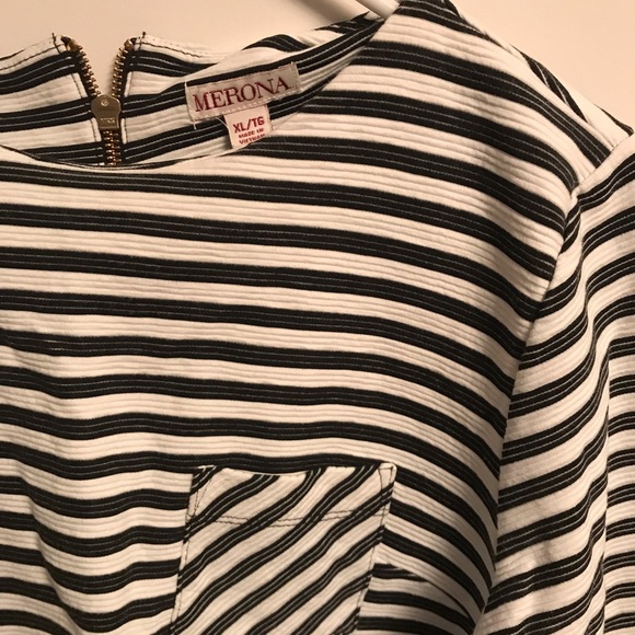 Striped pointe knit top - Picture 3 of 3